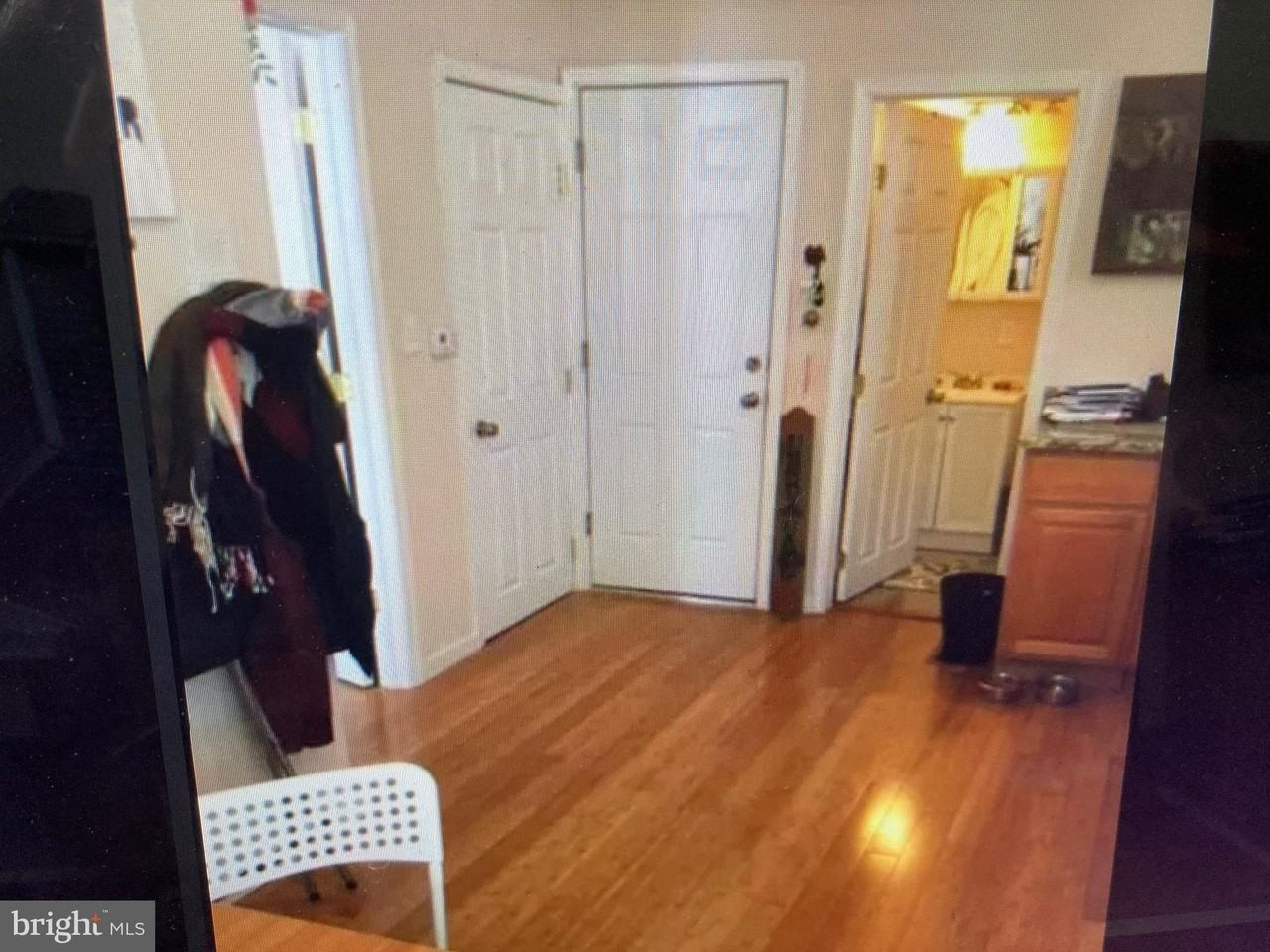 4825 Baltimore Ave ## 00 - Photo 4 of 10