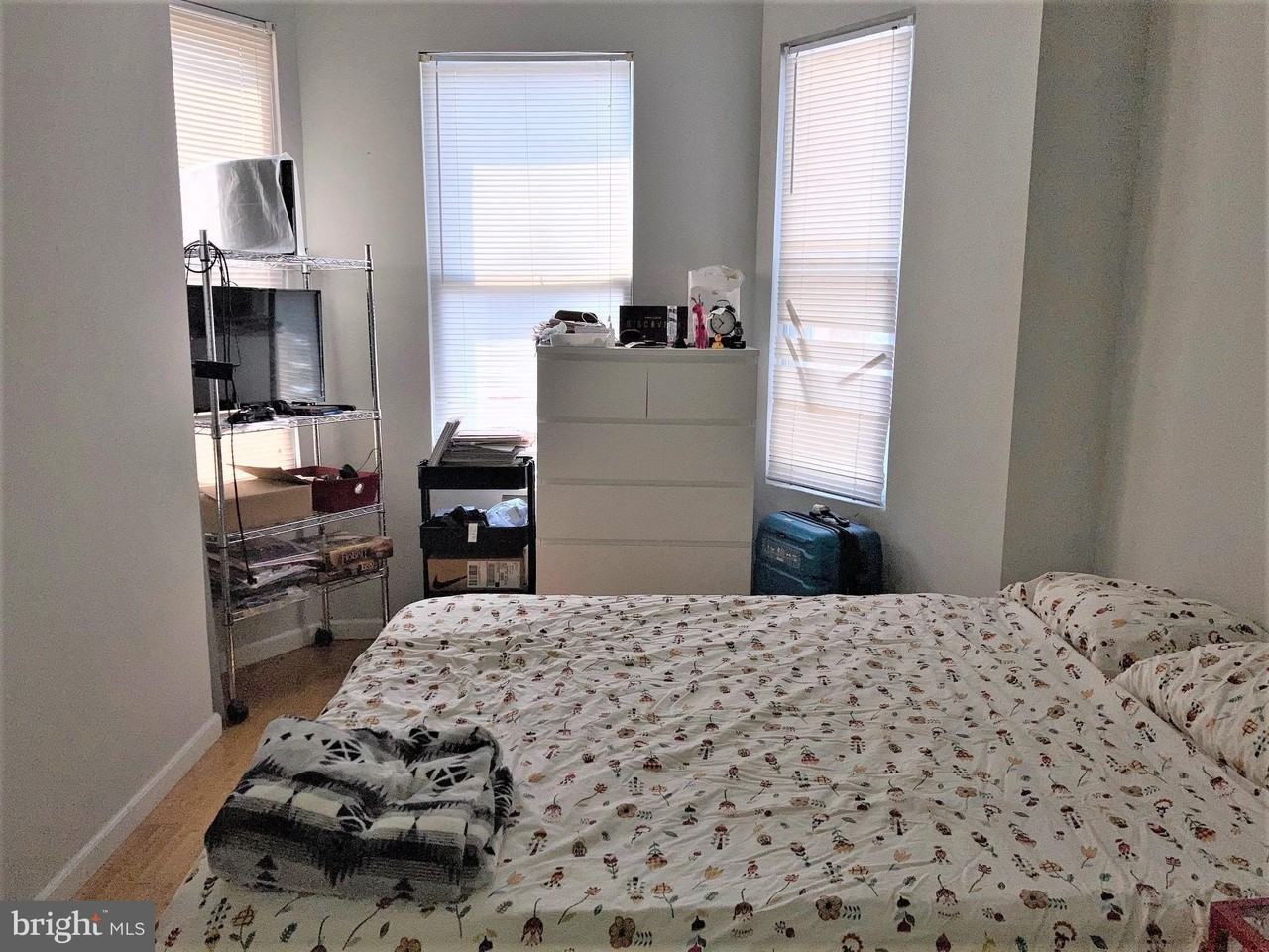 4825 Baltimore Ave ## 00 - Photo 5 of 10