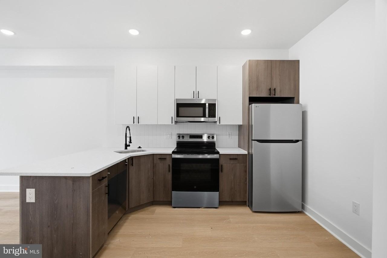 2251 N 12th St #1 - Photo 4 of 19