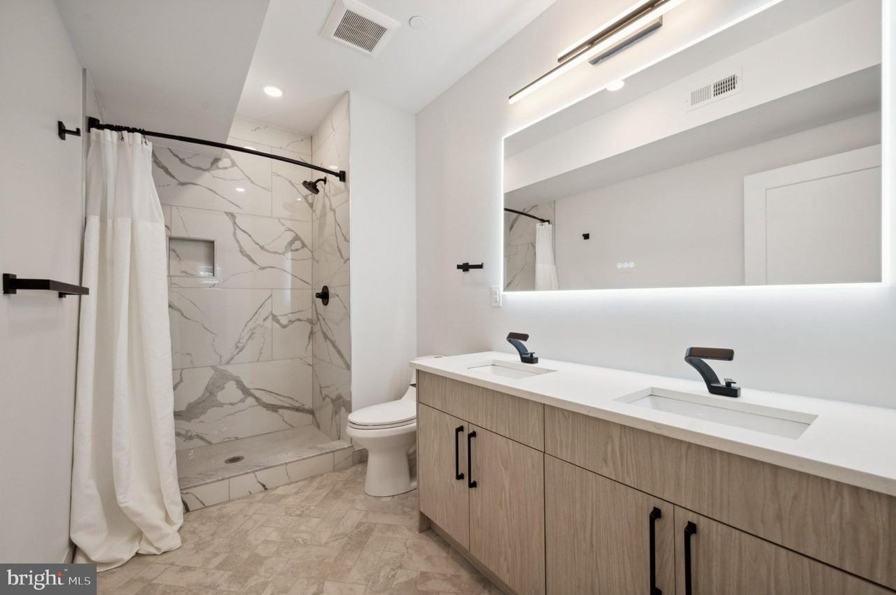 610 N Union St #1 - Photo 6 of 11