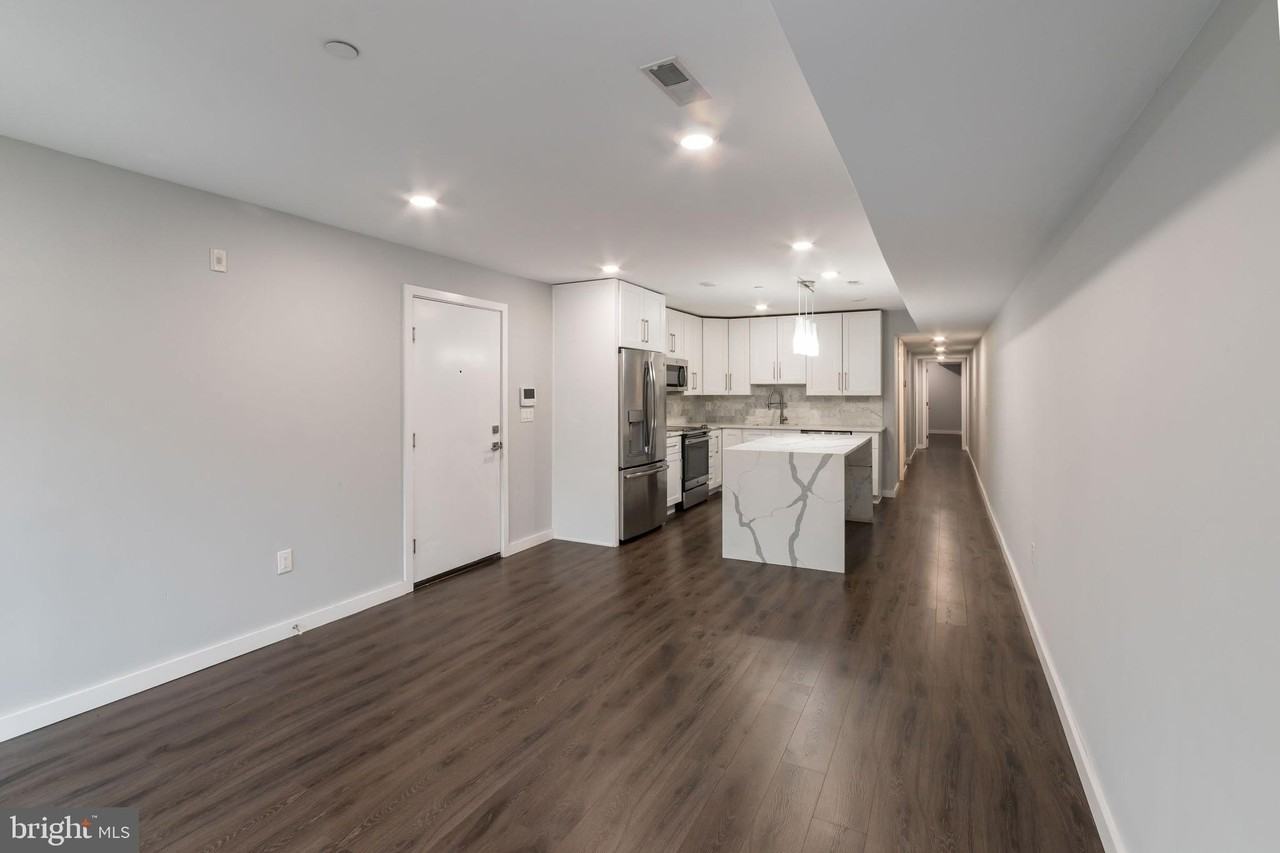 751 N 20th St #4 - Photo 5 of 16