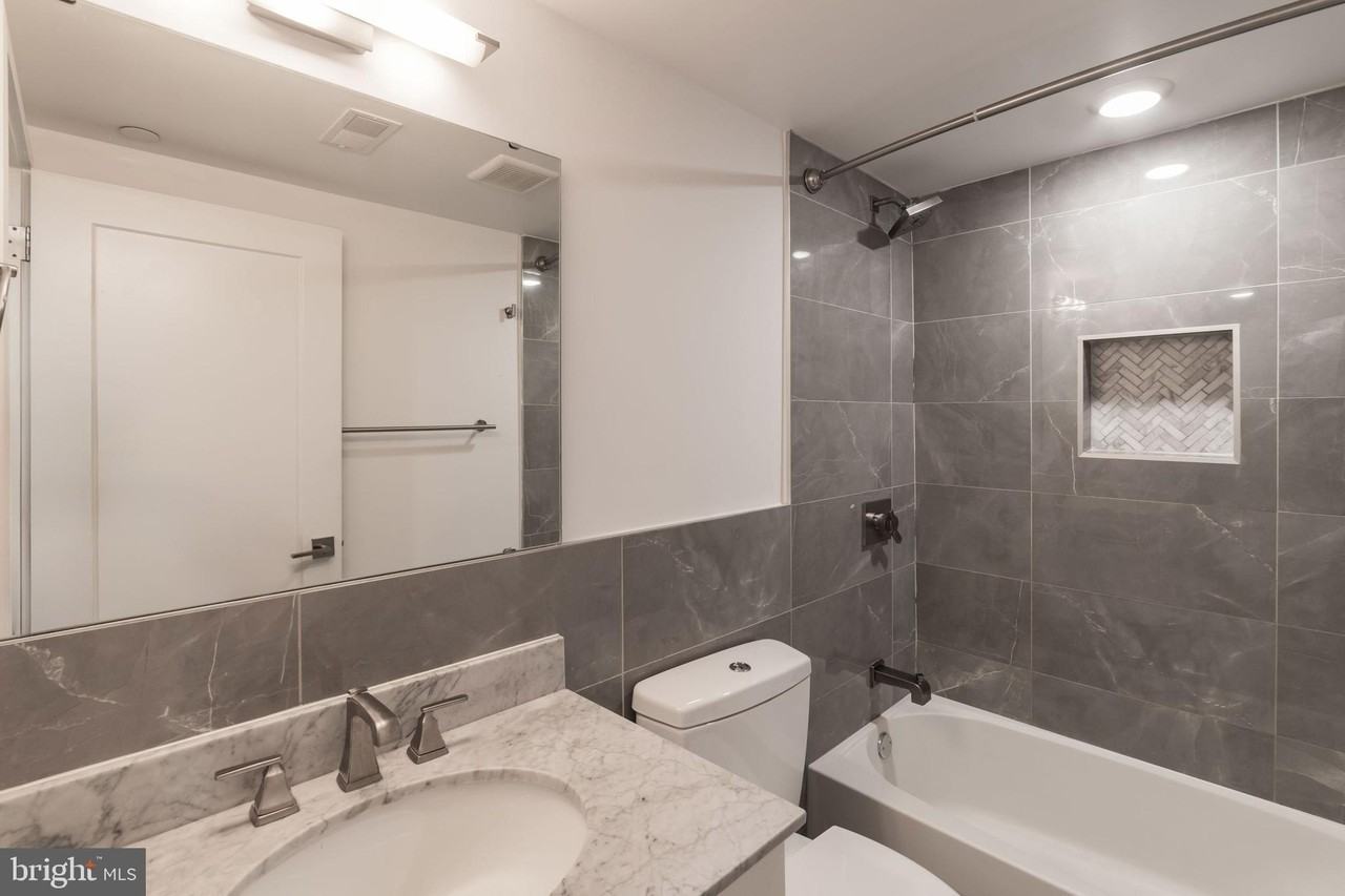 751 N 20th St #4 - Photo 7 of 16
