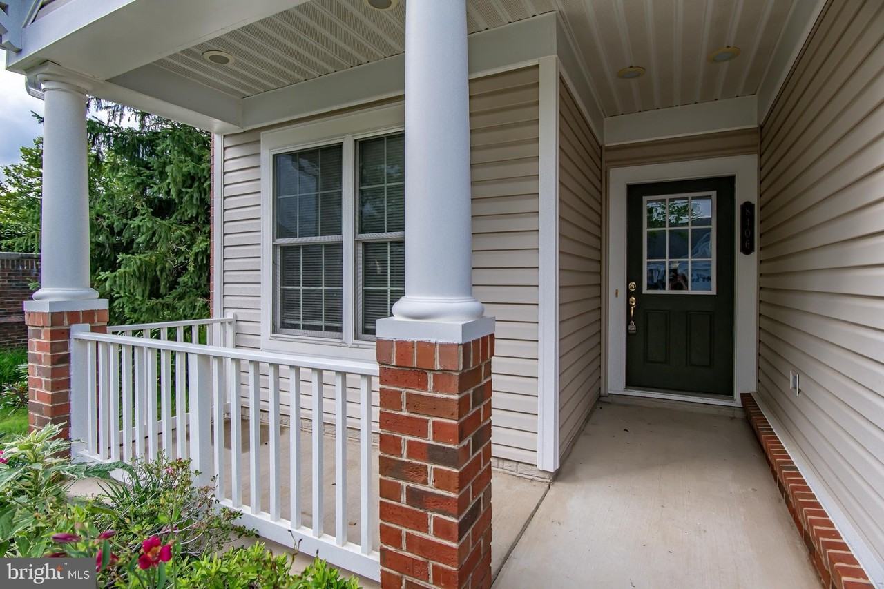 8406 Mountain Larkspur Dr - Photo 3 of 50