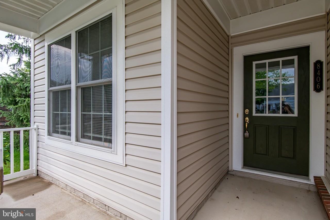 8406 Mountain Larkspur Dr - Photo 4 of 50