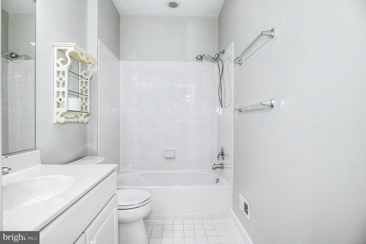 8406 Mountain Larkspur Dr - Photo 6 of 50