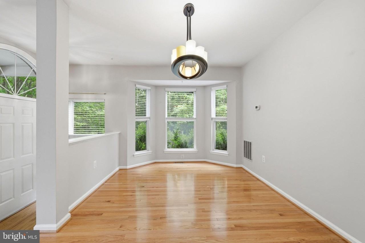 13222 Goose Pond Ln - Photo 5 of 50