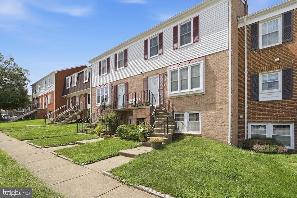 1042-B Margate Ct - Photo 2 of 25