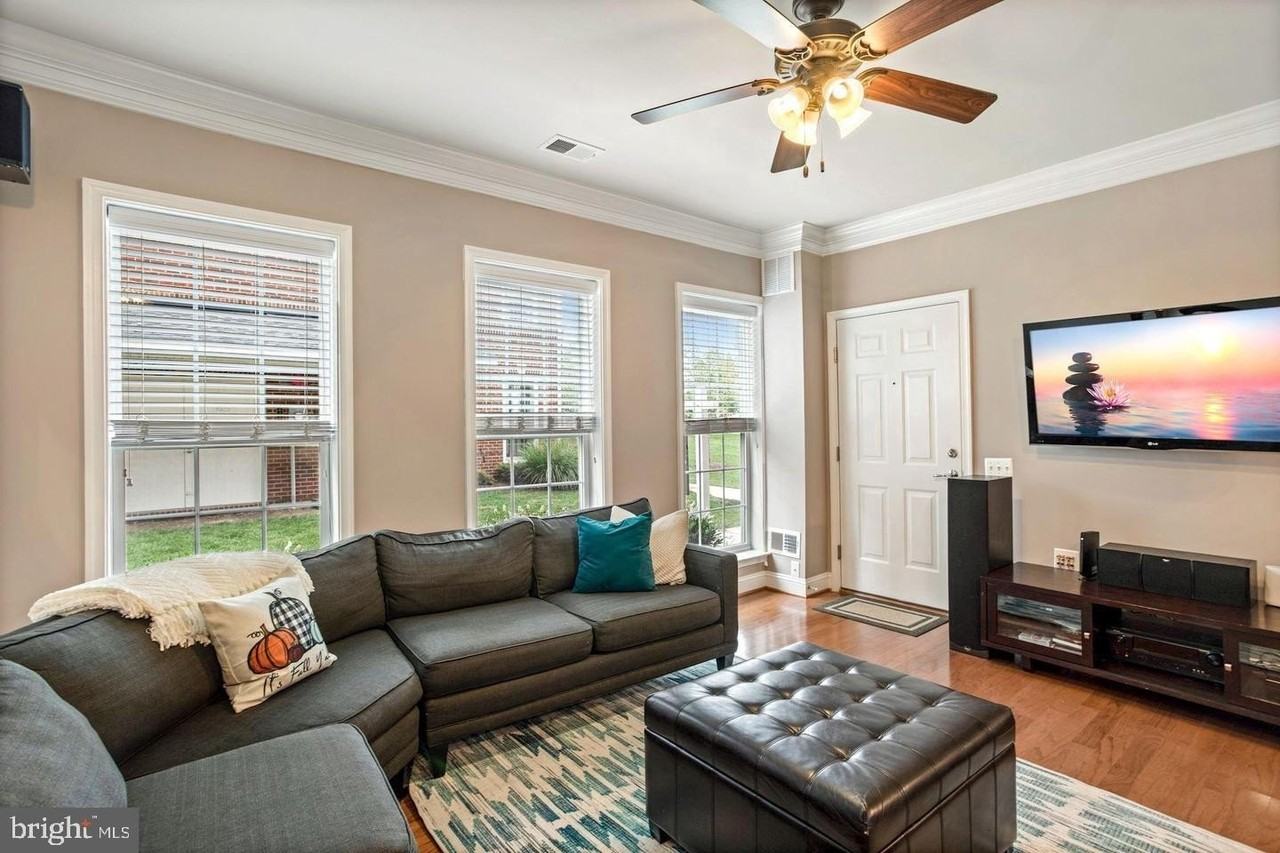 42816 Lauder Ter - Photo 3 of 30