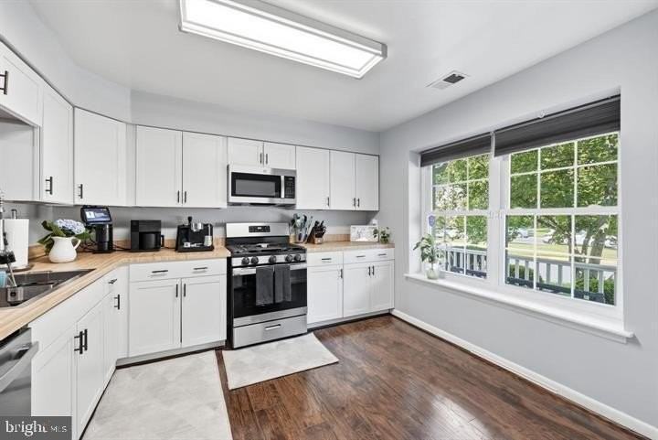 15208 Cloverdale Rd - Photo 4 of 15
