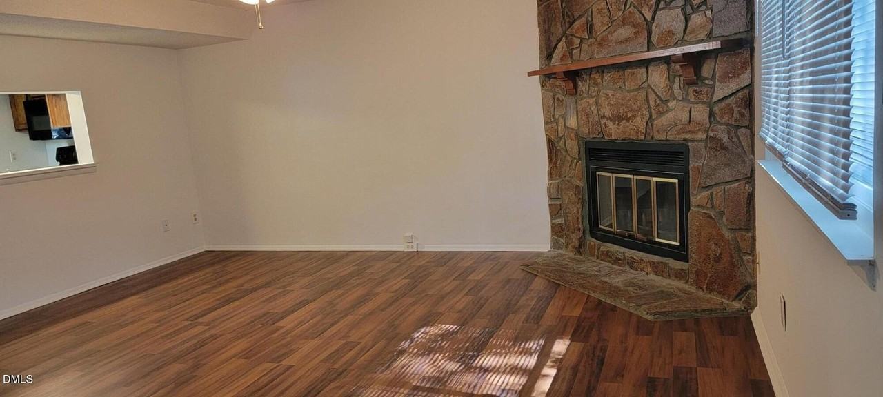 7725 Sandra Ln - Photo 7 of 15