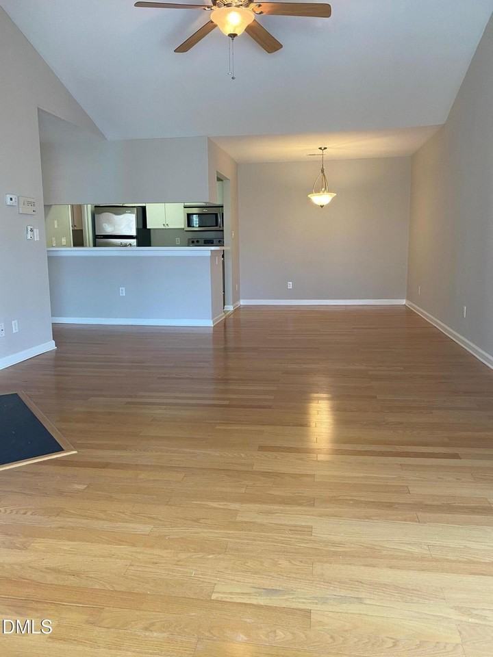 1001 Kingswood Dr #I - Photo 6 of 12