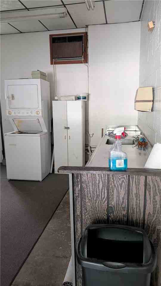 1330 Hayden Blvd - Photo 6 of 9