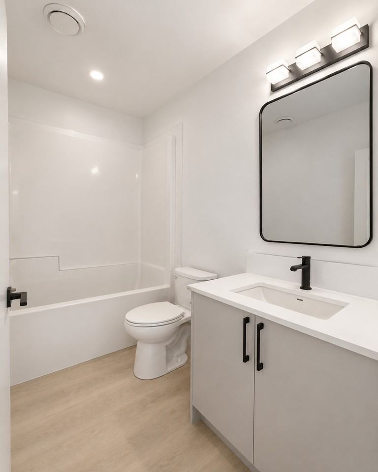 10050 86 Ave NW - Photo 5 of 18