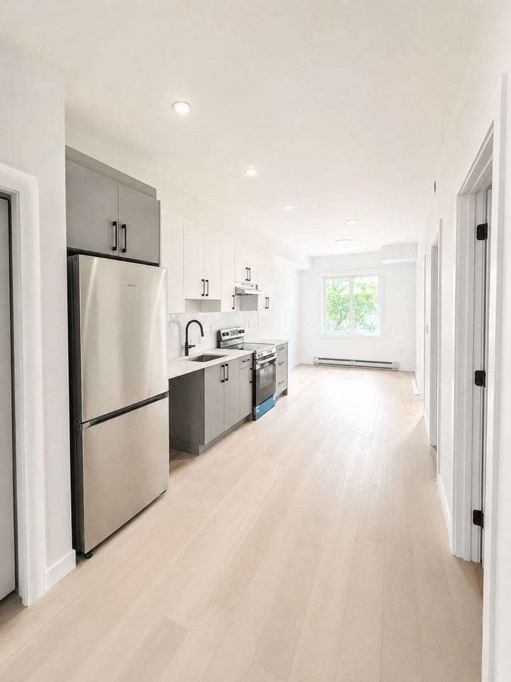 10050 86 Ave NW - Photo 6 of 18