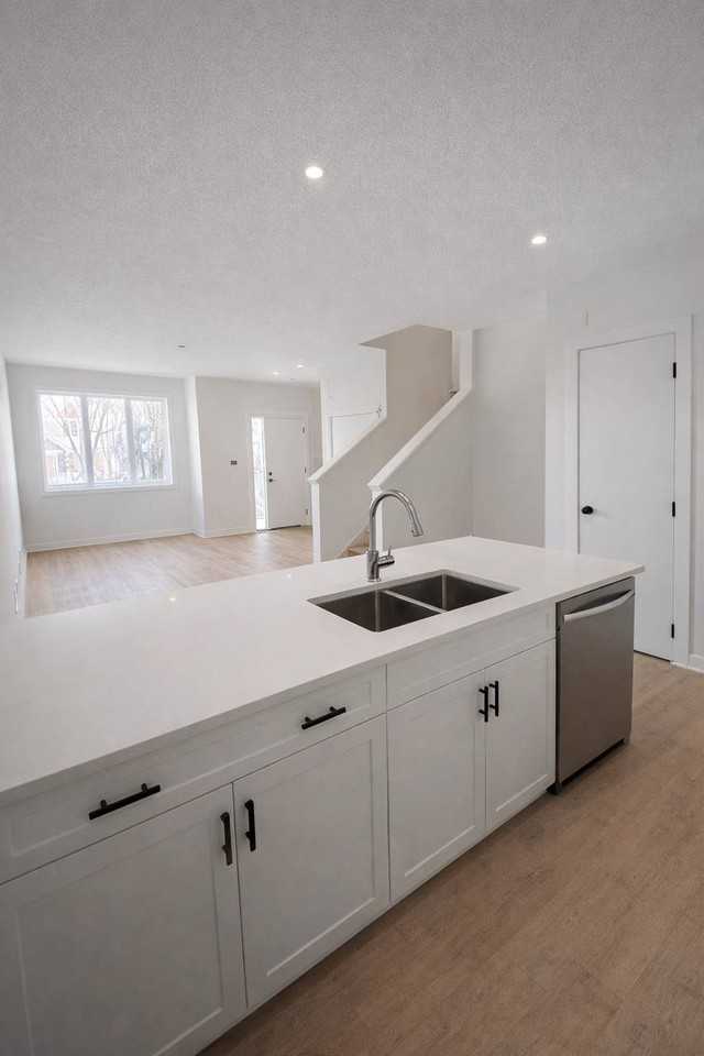 12214 102 St NW - Photo 4 of 13