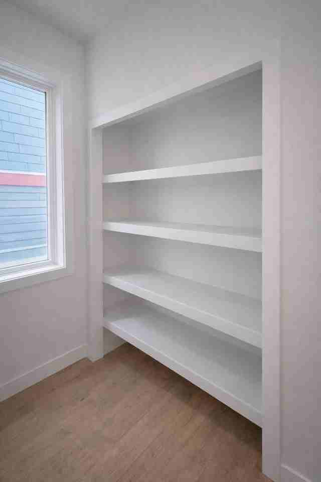 12214 102 St NW - Photo 7 of 13