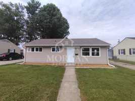 featured image of 2717 Crystal St #1