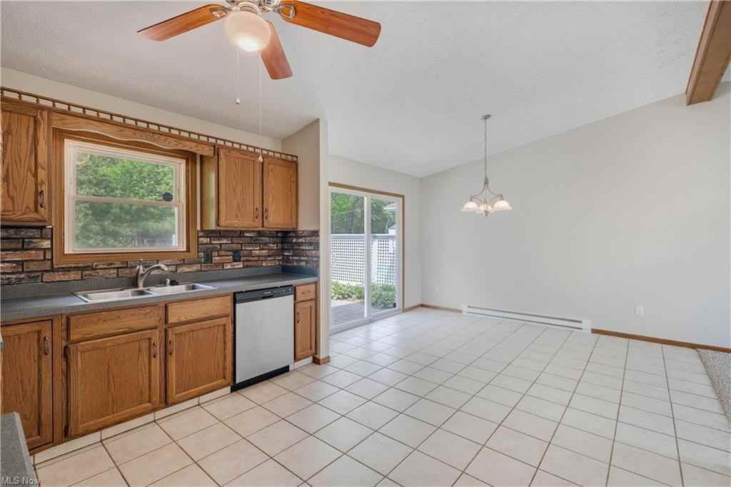624 Angiline Dr #1 - Photo 6 of 17