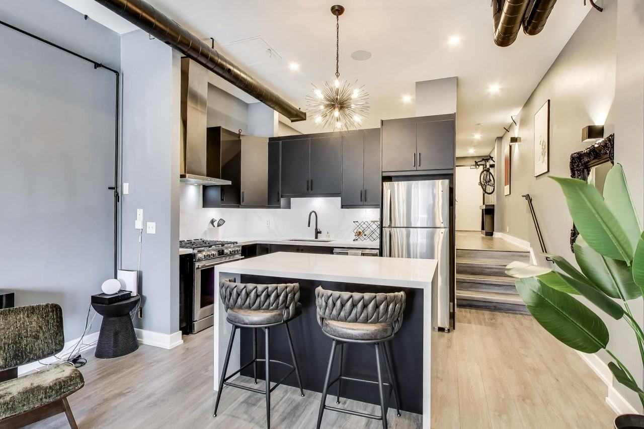 766 King Street West #202 - Photo 7 of 18