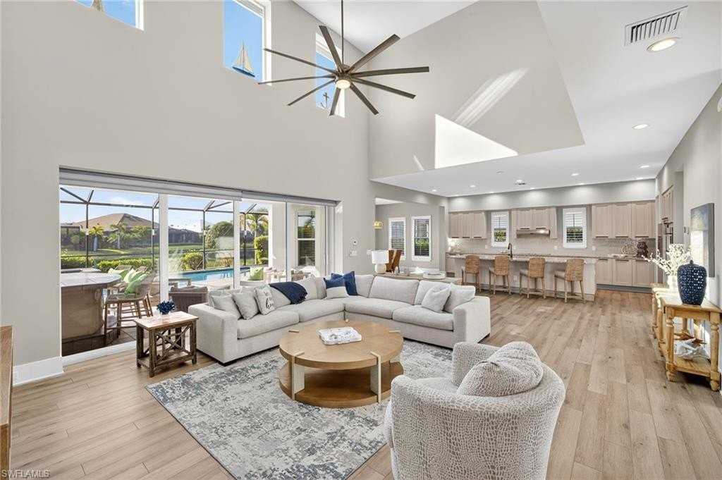 14832 Dockside Ln - Photo 5 of 50
