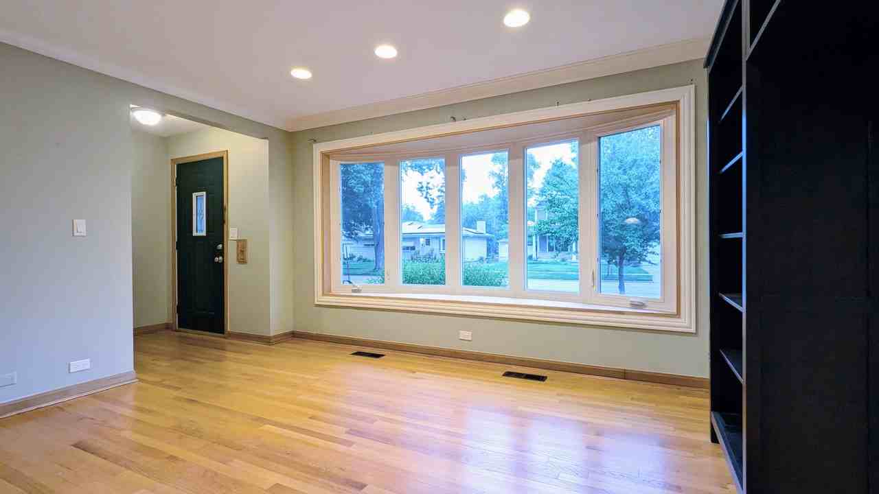 736 N Wilshire Ln #1 - Photo 4 of 13