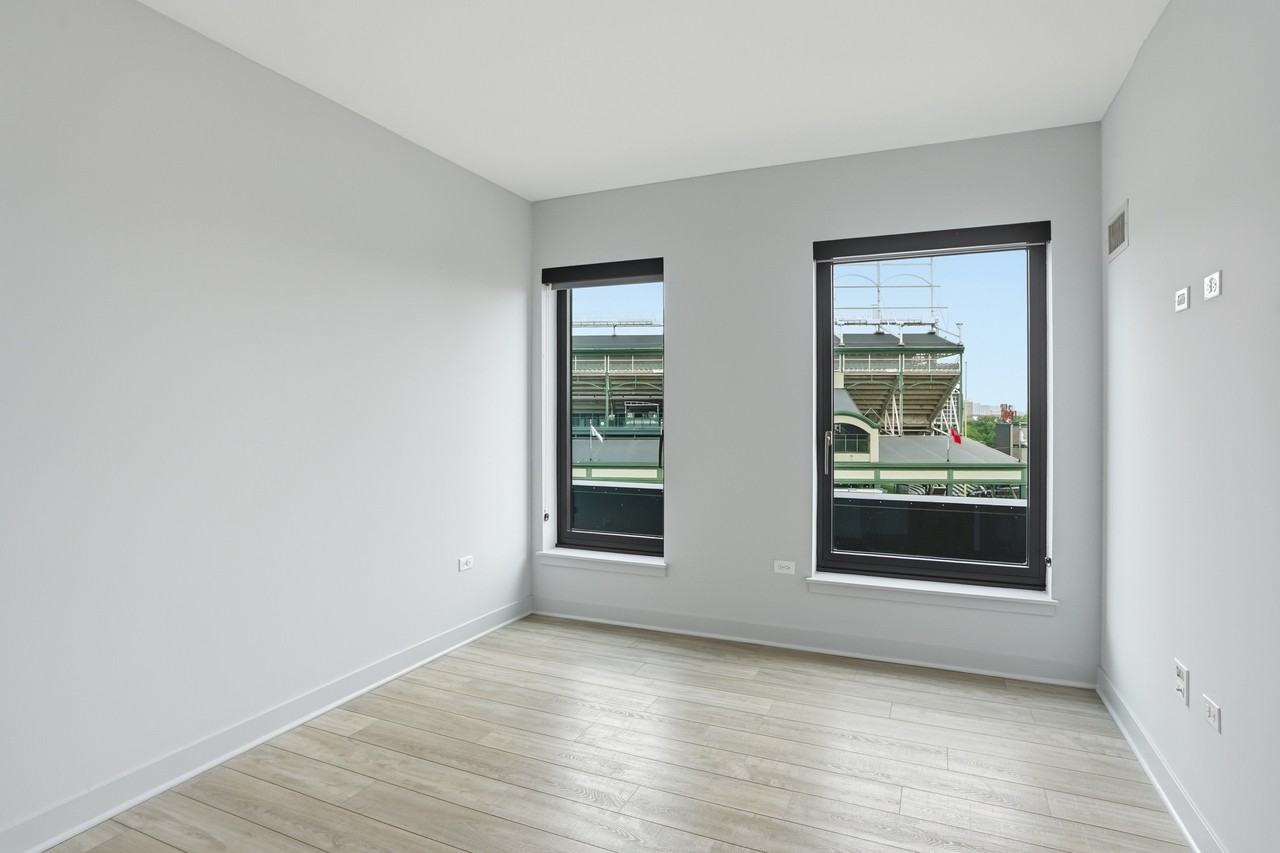 1025 W Addison St #2-2 - Photo 5 of 50