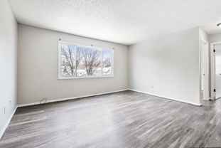 ***Receive 1 Month FREE Rent at Leavitt Park!*** - Photo 1 of 1