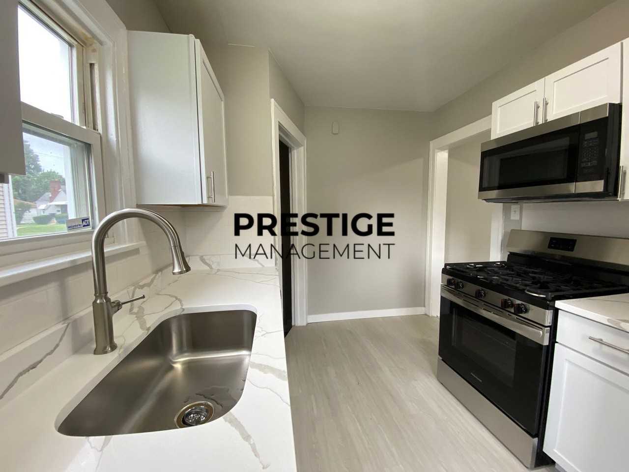 3509 Buchanan St - Photo 7 of 13