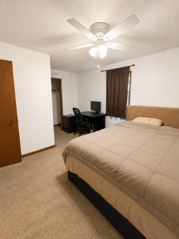 Sheldon Ave #1902 - Photo 6 of 11