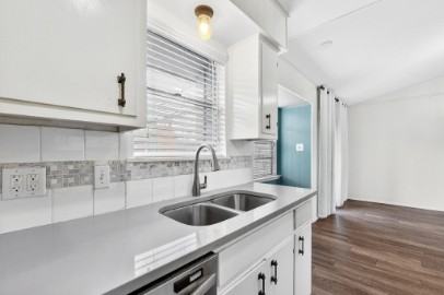 8408 Maine Dr #1 - Photo 6 of 33
