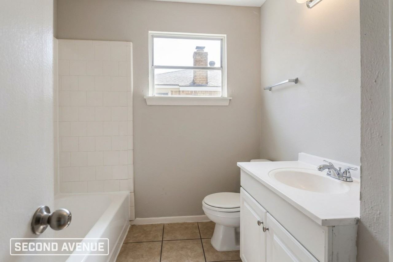 3514 Grassmere St - Photo 6 of 9