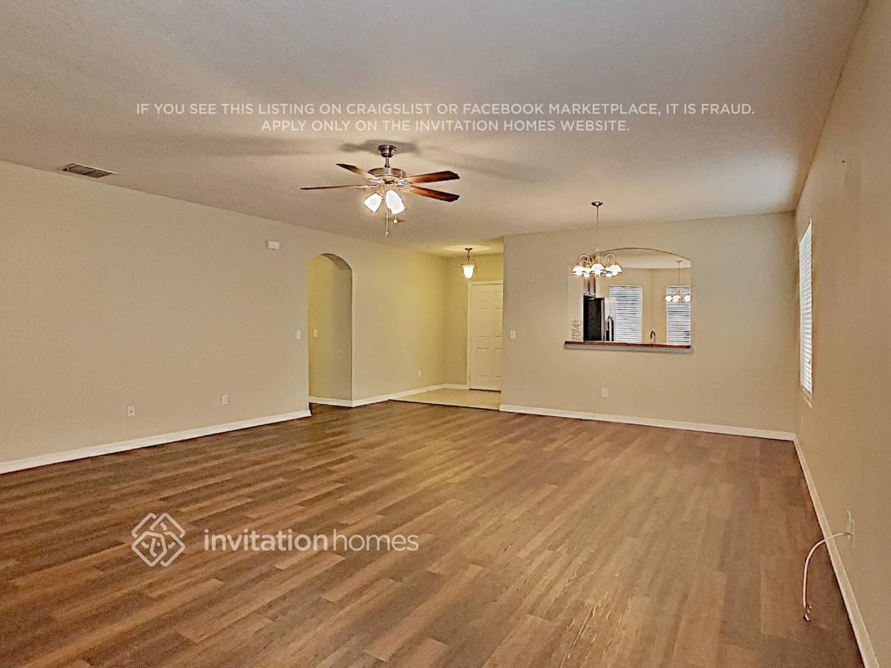 101 Daigledog St - Photo 4 of 17
