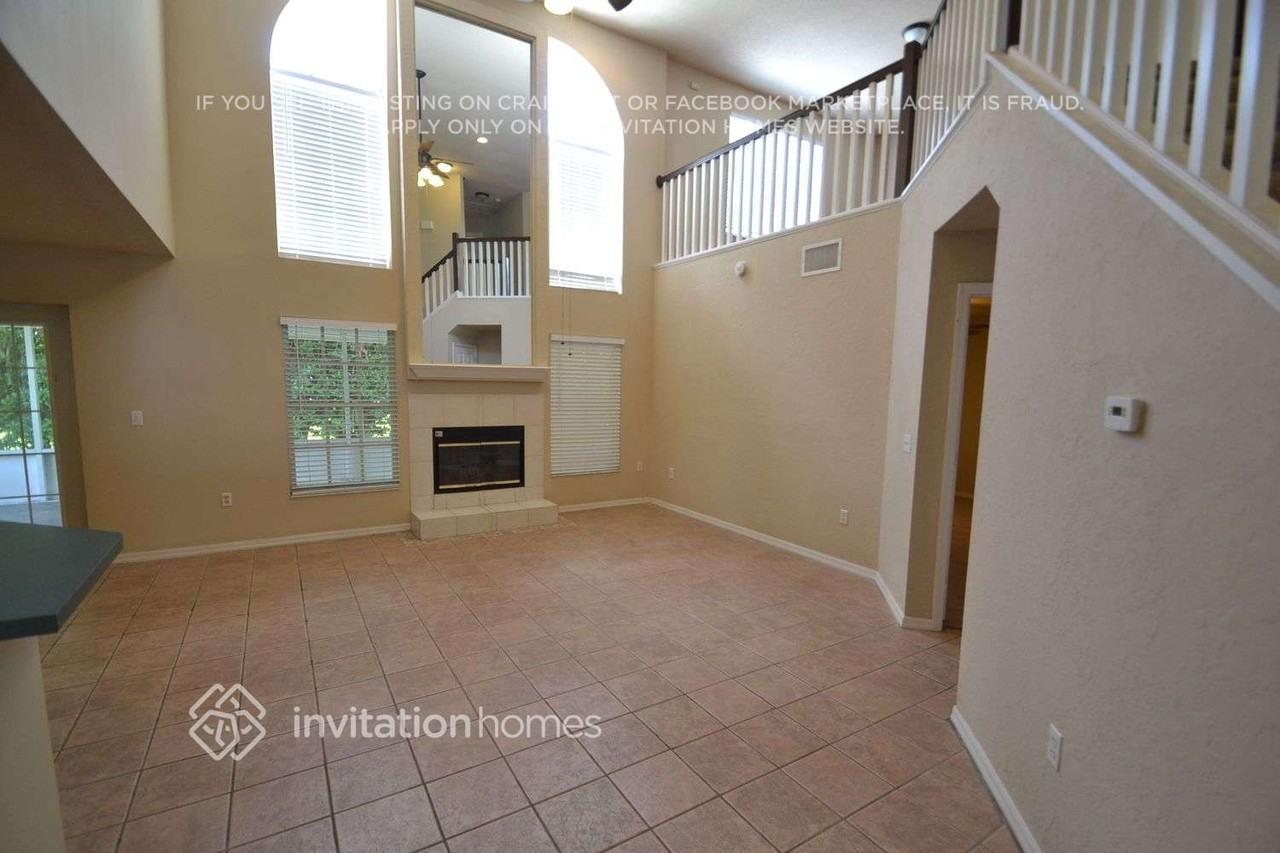 749 Jessanda Cir - Photo 2 of 9