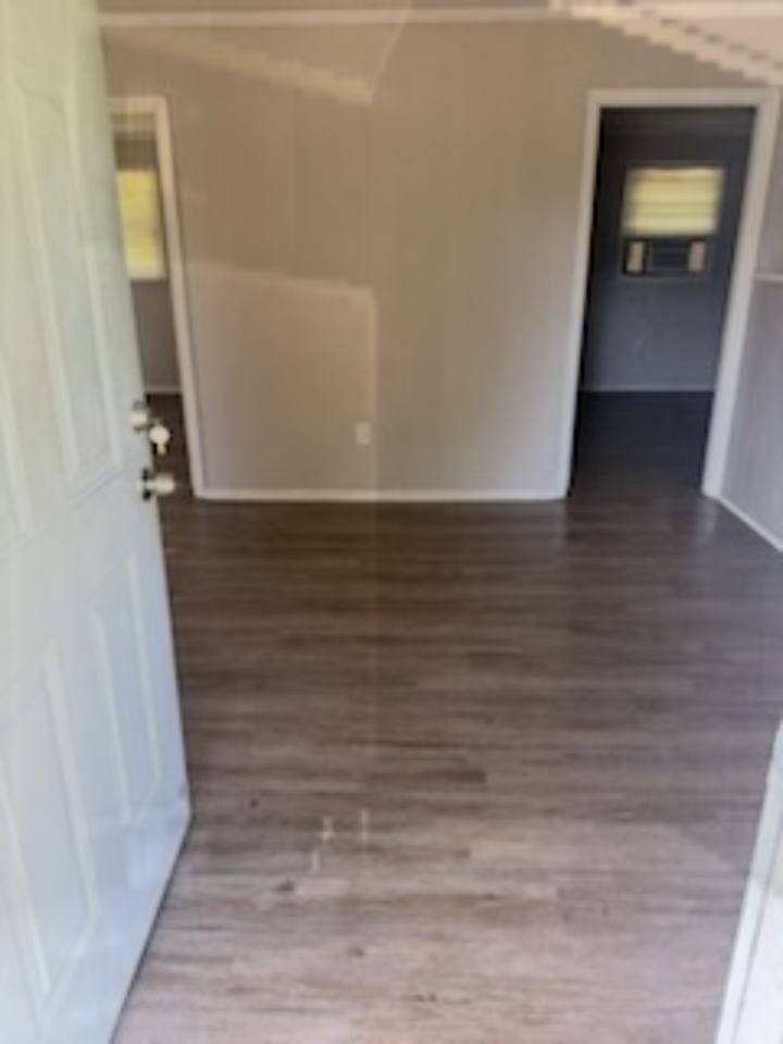 1120 Erskine Rd #1120 - Photo 6 of 7