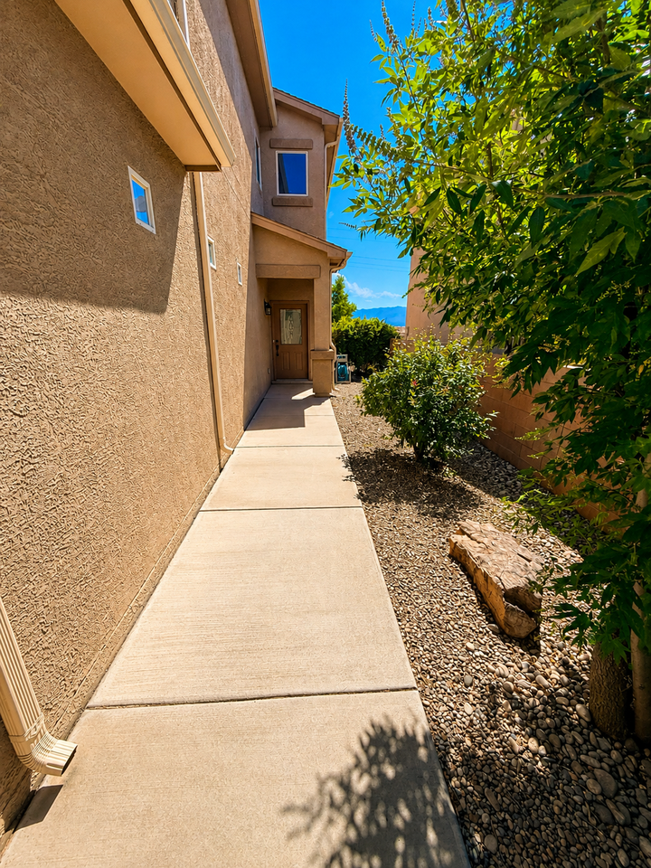 8936 Mission Ridge Dr Nw #1 - Photo 4 of 44