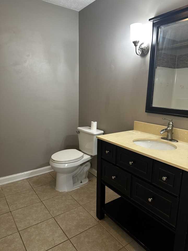 224 Maher Dr #1 - Photo 4 of 33