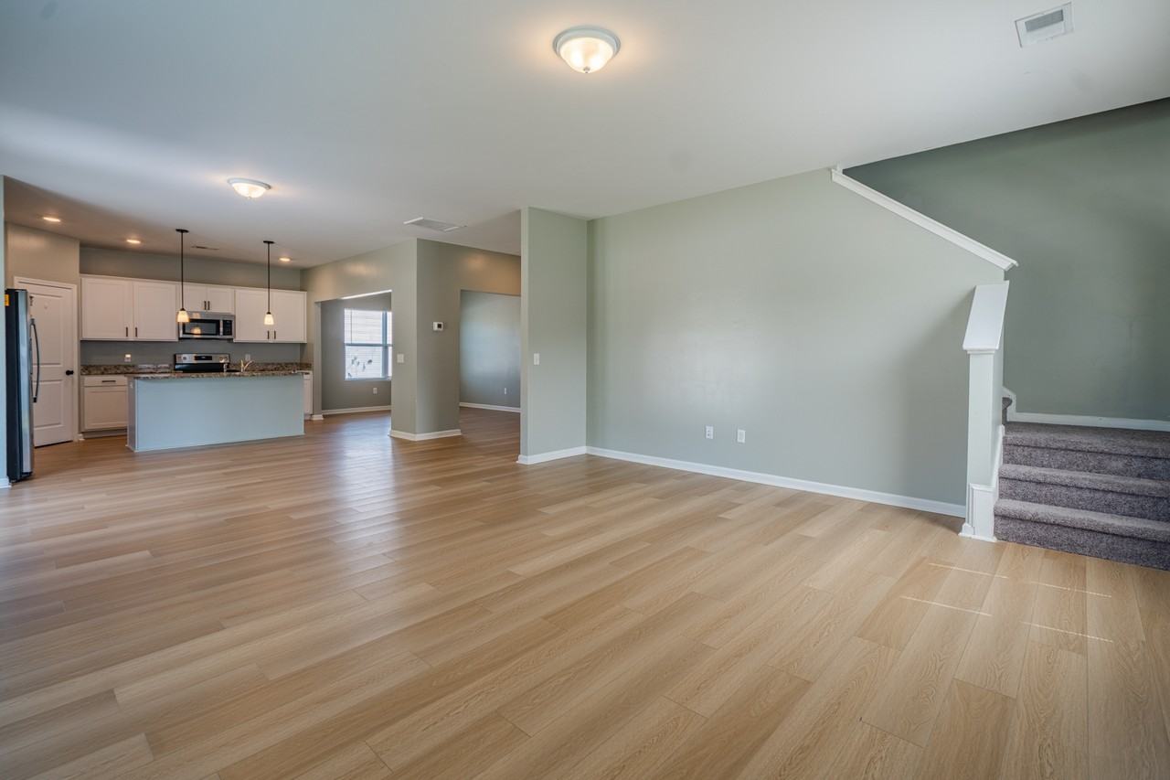 242 Enclave Way Ne #1 - Photo 7 of 15