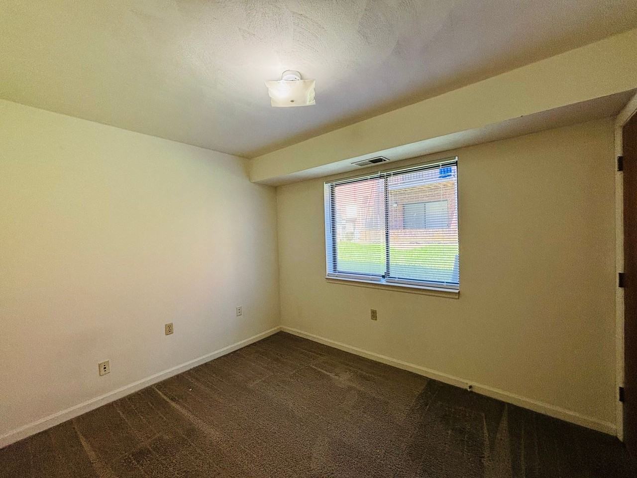 900 Progress St Nw Apt B - Photo 7 of 11