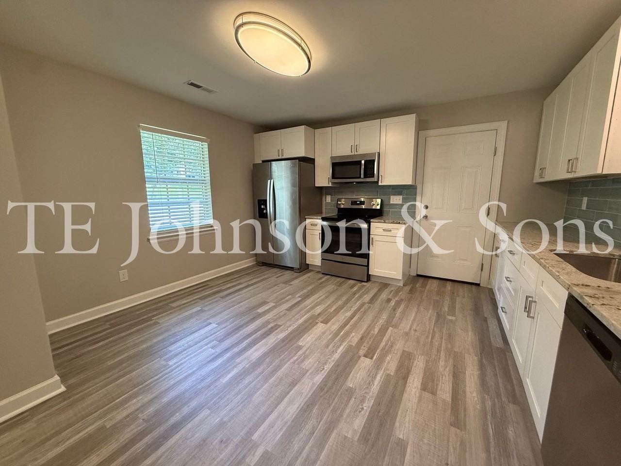 2836 Inca Ln - Photo 7 of 39