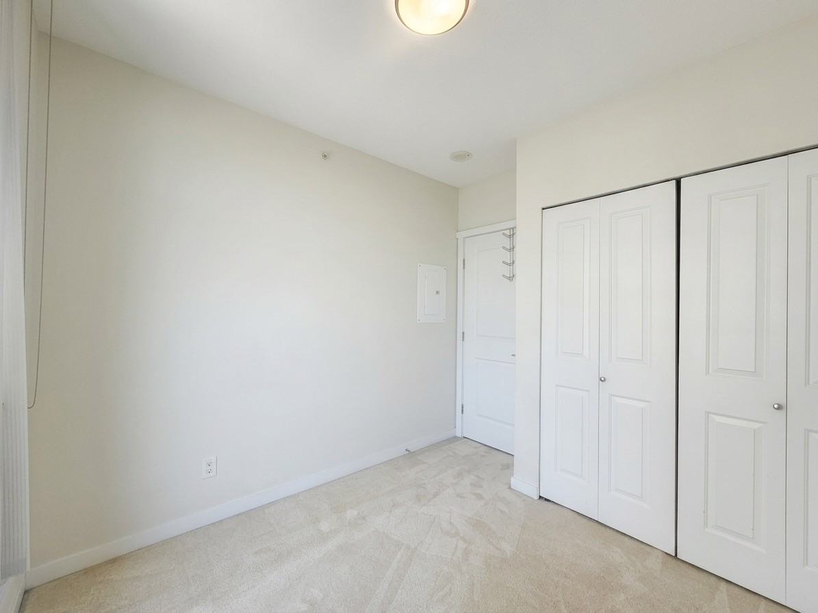 4880 Bennett Street - Photo 6 of 19