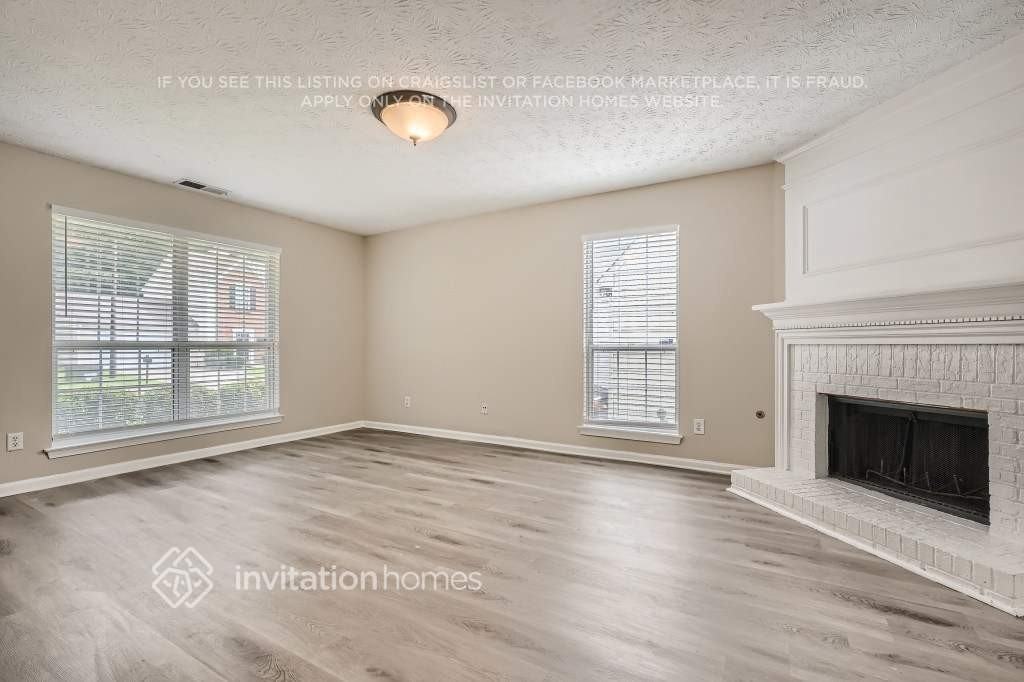 1210 Summerstone Trce - Photo 7 of 26