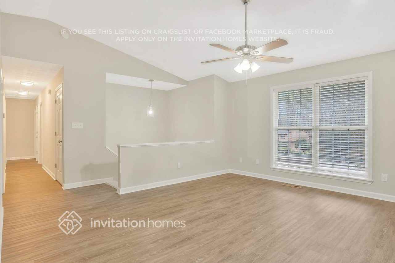 572 Tate Creek Ct Nw - Photo 3 of 25