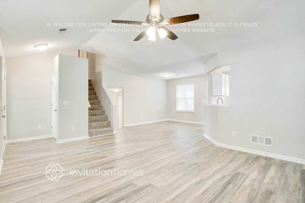 1753 Woodvine Ct Nw - Photo 3 of 24