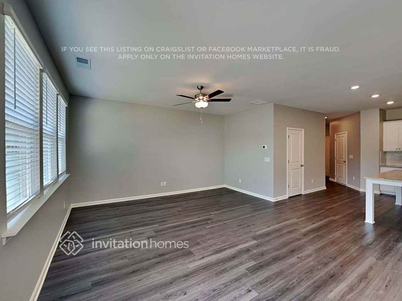 143 Webster Cir - Photo 4 of 25
