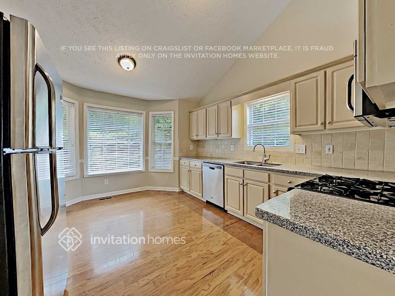 4030 Mount Vernon Dr - Photo 5 of 18