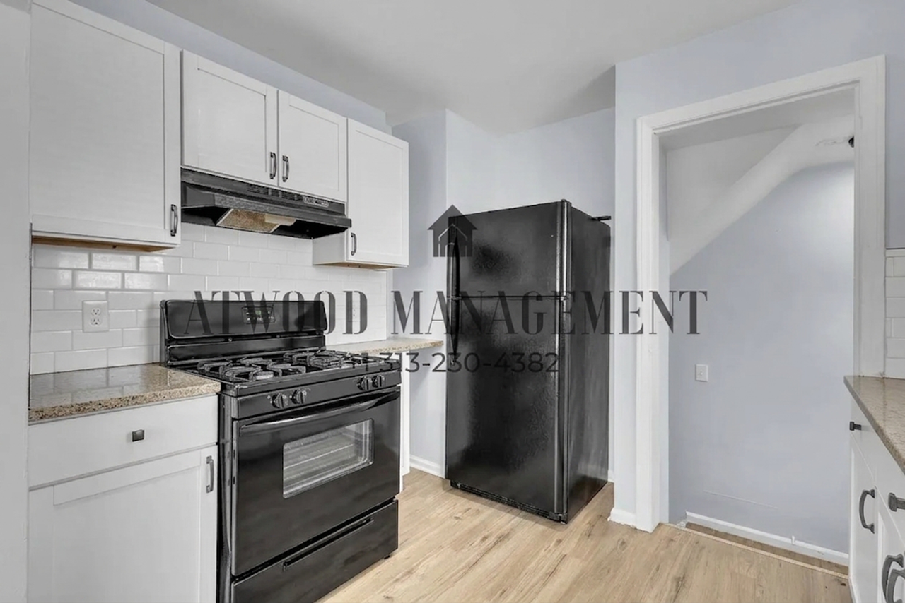 19355 Caldwell St - Photo 7 of 19