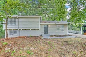 featured image of 678 Lakeridge Dr Se