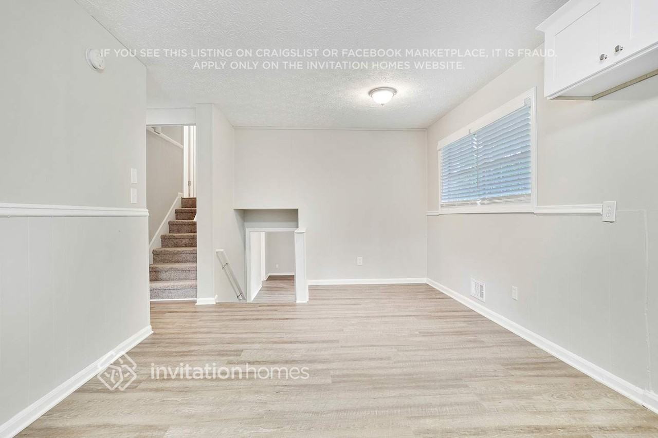 678 Lakeridge Dr Se - Photo 6 of 26