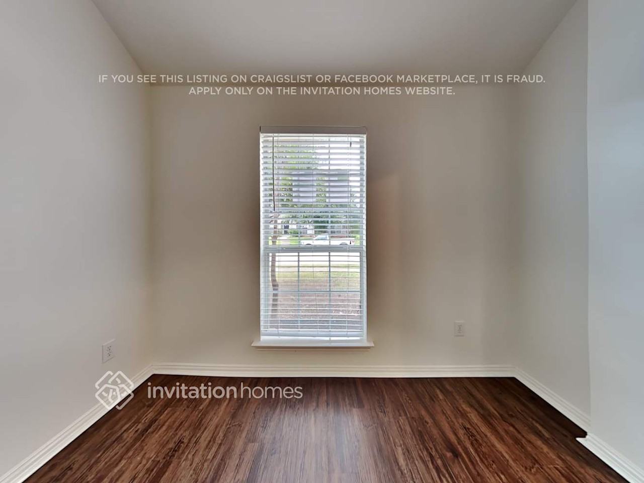8010 Munich Dr - Photo 4 of 19