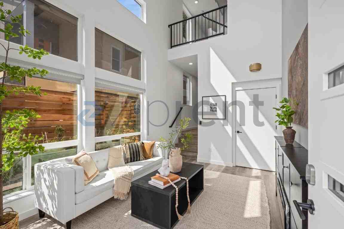 1755 17th Ave S #1755 - Photo 6 of 20